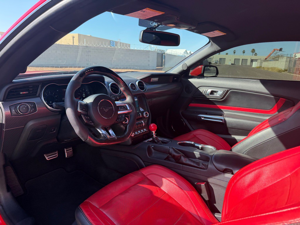 2019 Ford Mustang Image 8