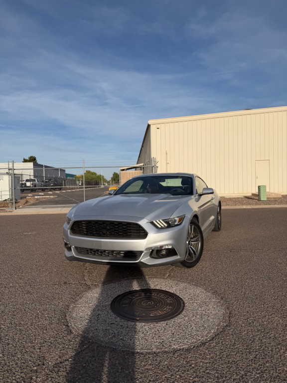 2015 Ford Mustang Image 1
