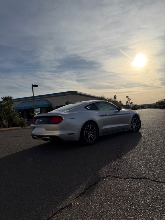 2015 Ford Mustang Image 4