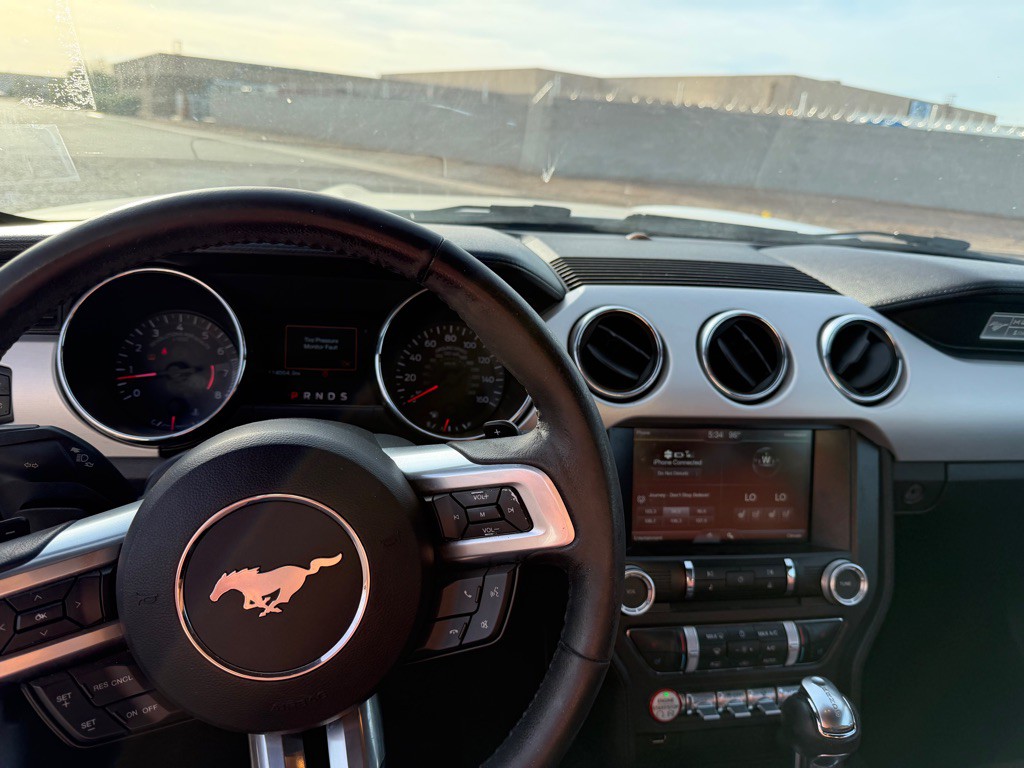 2015 Ford Mustang Image 6