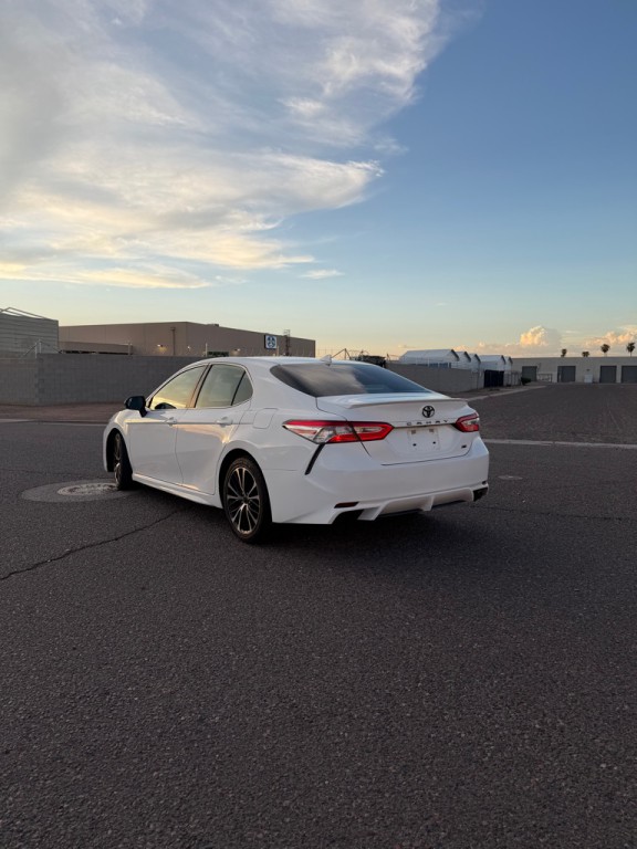 2020 Toyota Camry Image 4