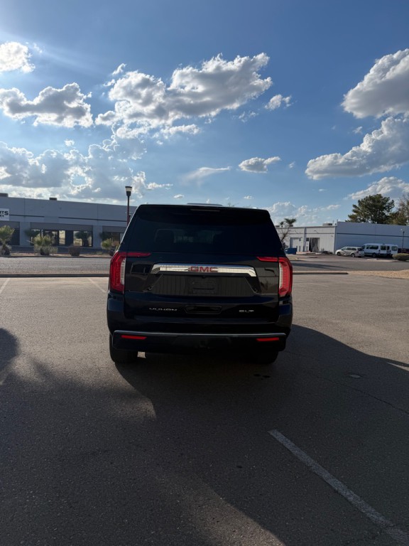 2023 GMC Yukon Image 5