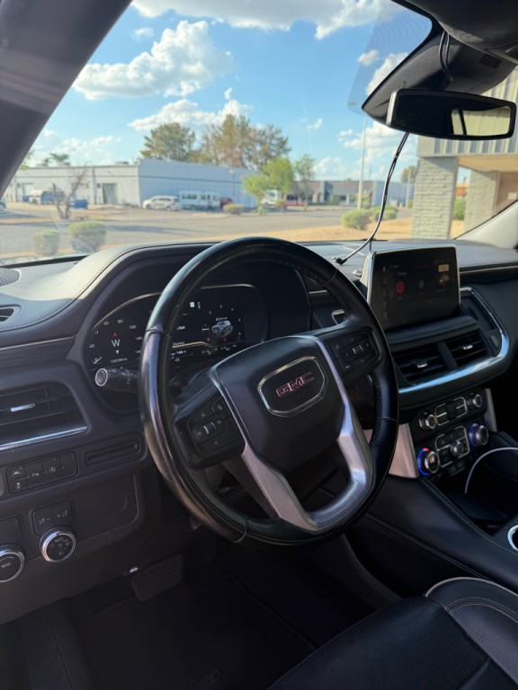 2023 GMC Yukon Image 10