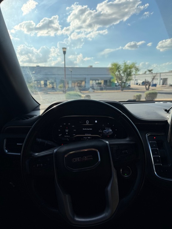 2023 GMC Yukon Image 12