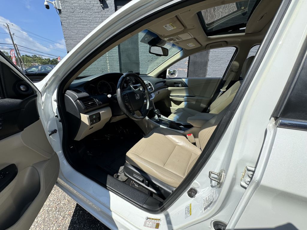 2013 Honda Accord Image 12