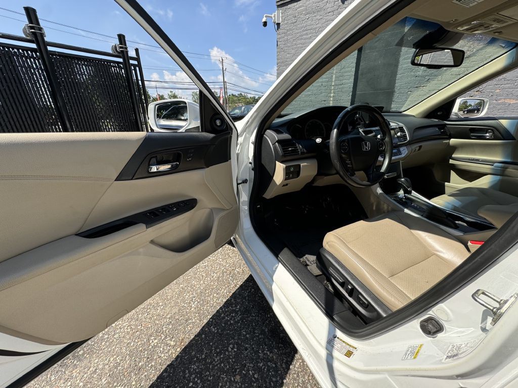 2013 Honda Accord Image 14