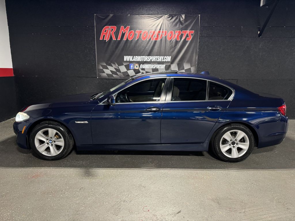 2013 BMW 5 Series Image 2