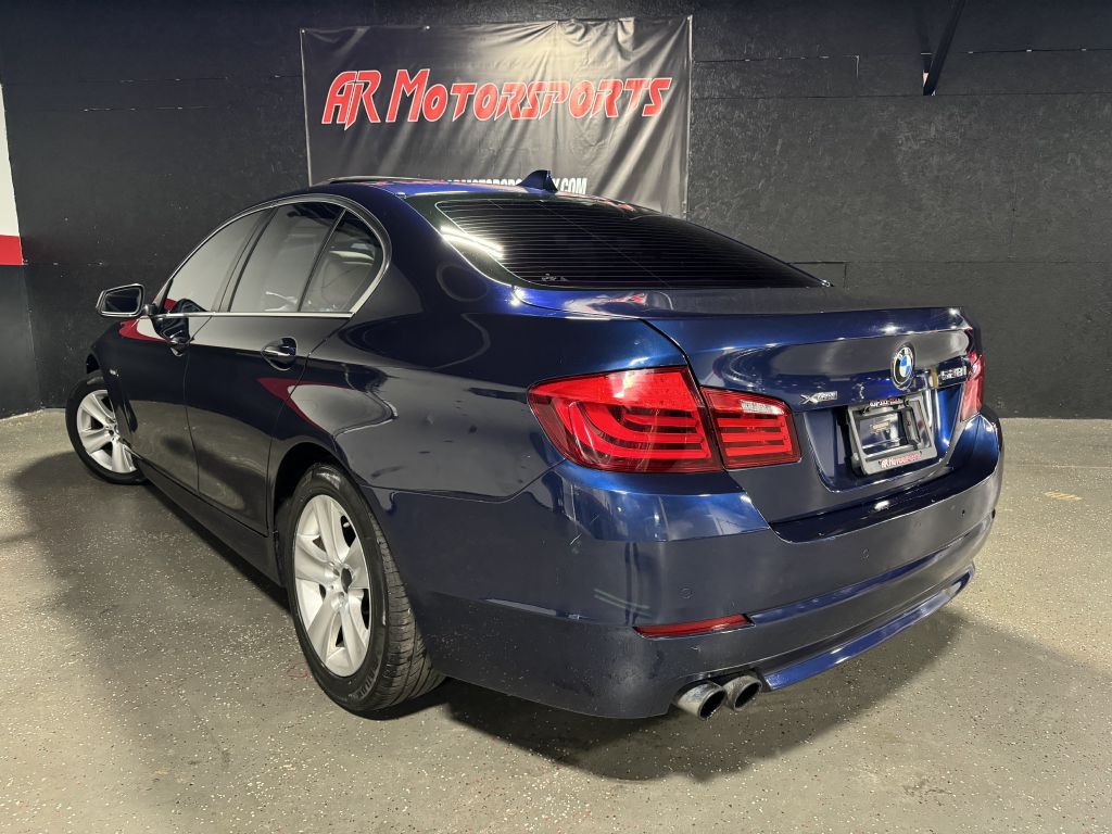 2013 BMW 5 Series Image 3
