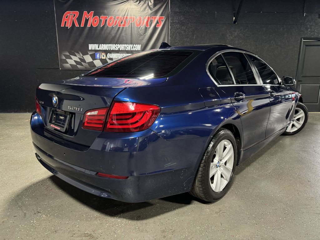 2013 BMW 5 Series Image 5