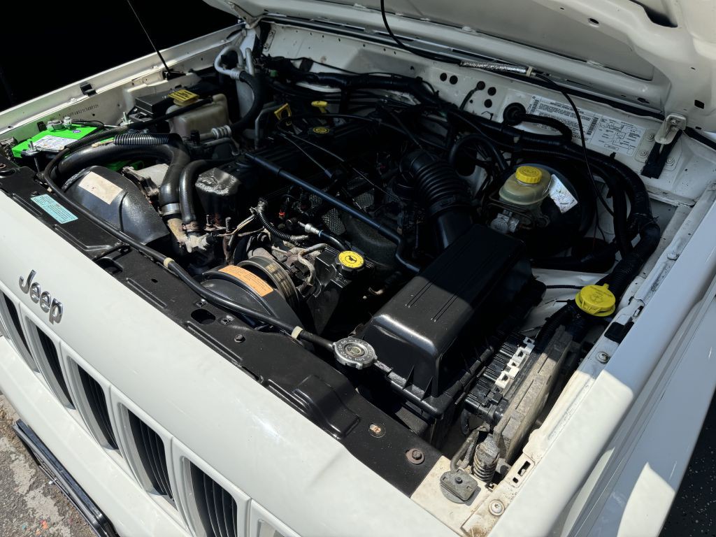 2001 Jeep Cherokee Image 13