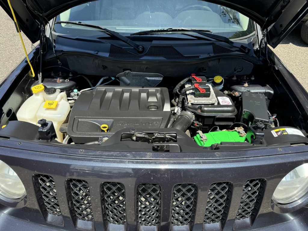 2014 Jeep Patriot Image 9