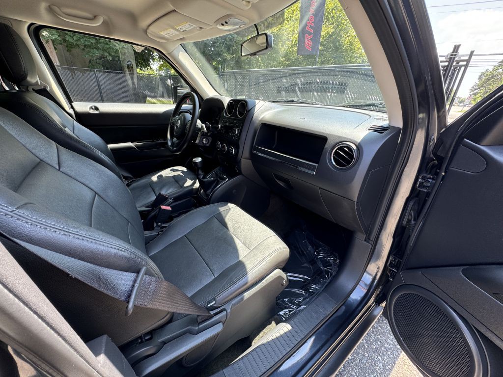 2014 Jeep Patriot Image 17