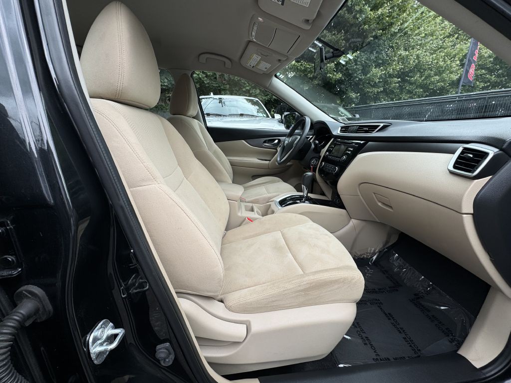 2016 Nissan Rogue Image 17