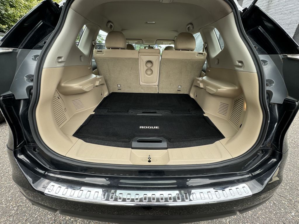 2016 Nissan Rogue Image 21