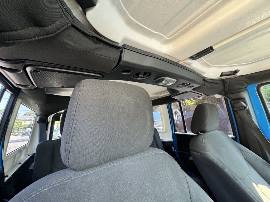 2016 Jeep Wrangler Unlimited Image 16