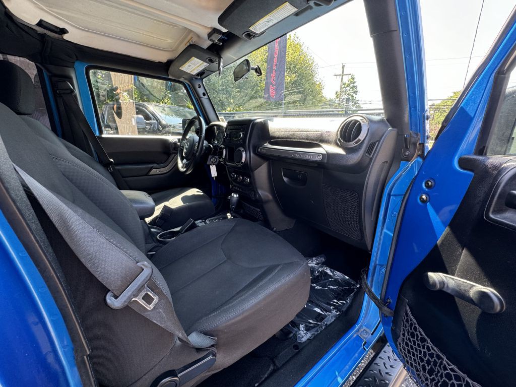 2016 Jeep Wrangler Unlimited Image 17