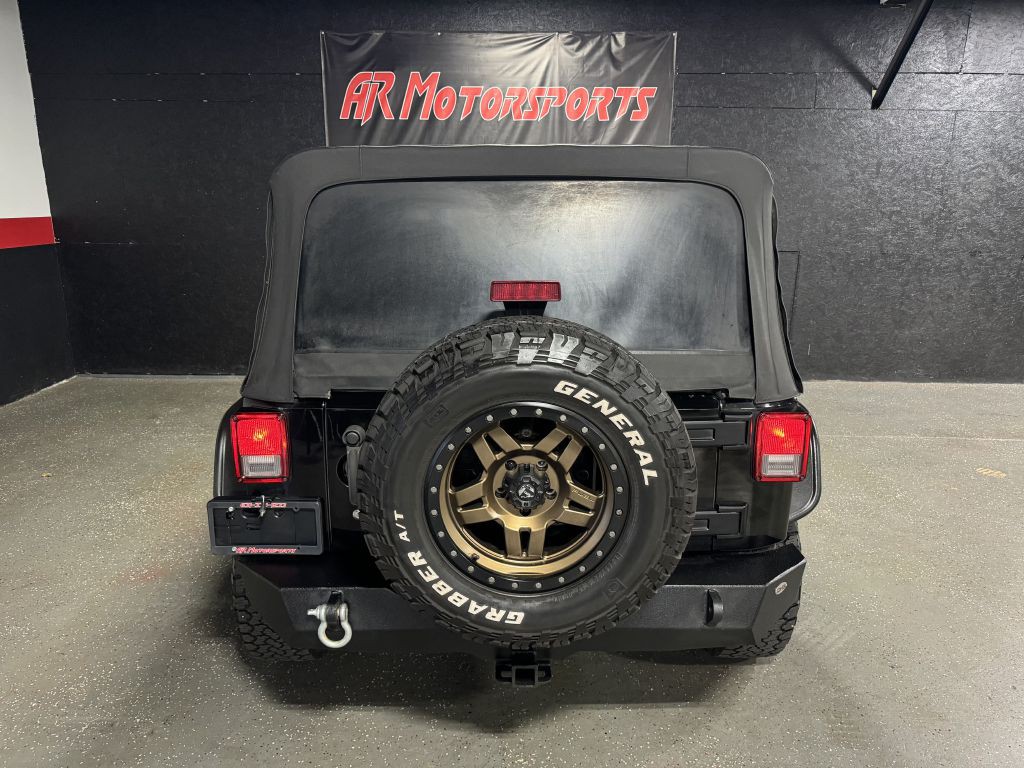 2015 Jeep Wrangler Unlimited Image 4