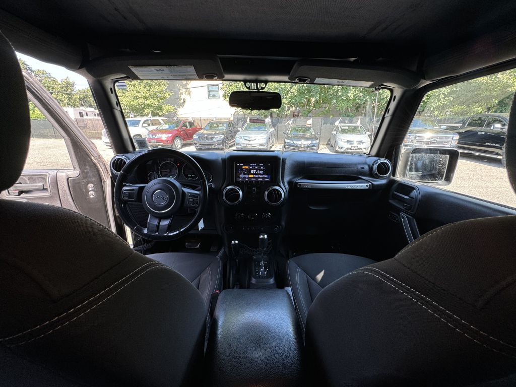 2015 Jeep Wrangler Unlimited Image 14