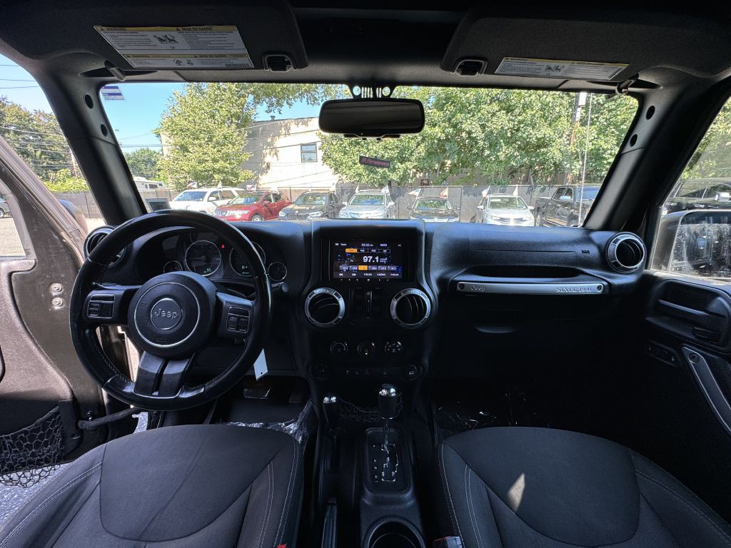 2015 Jeep Wrangler Unlimited Image 15