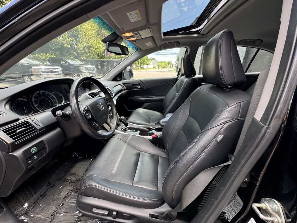 2015 Honda Accord Image 11