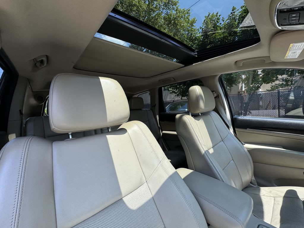 2014 Jeep Grand Cherokee Image 19