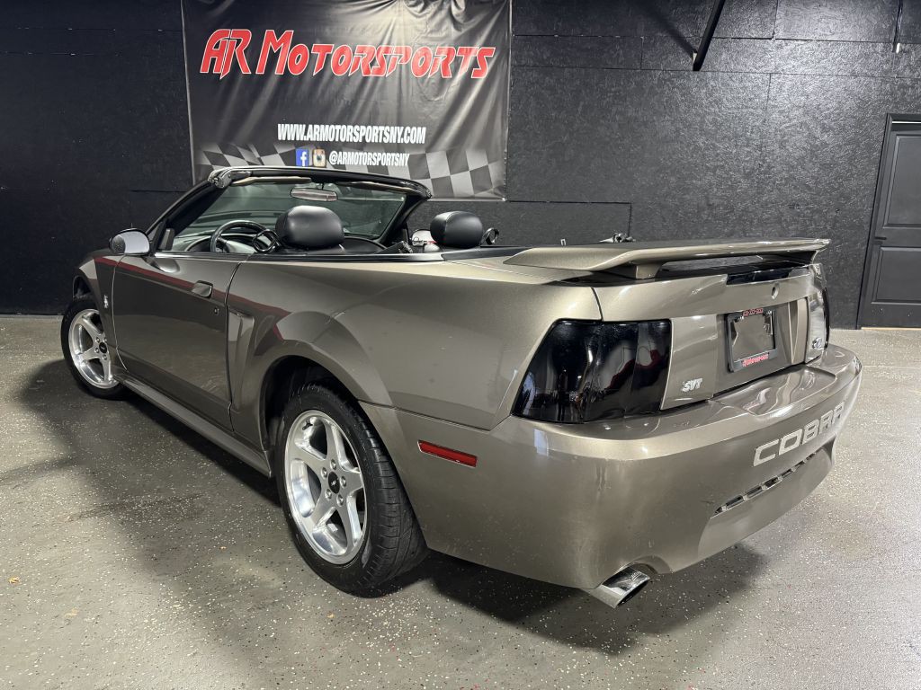 2001 Ford Mustang Image 3