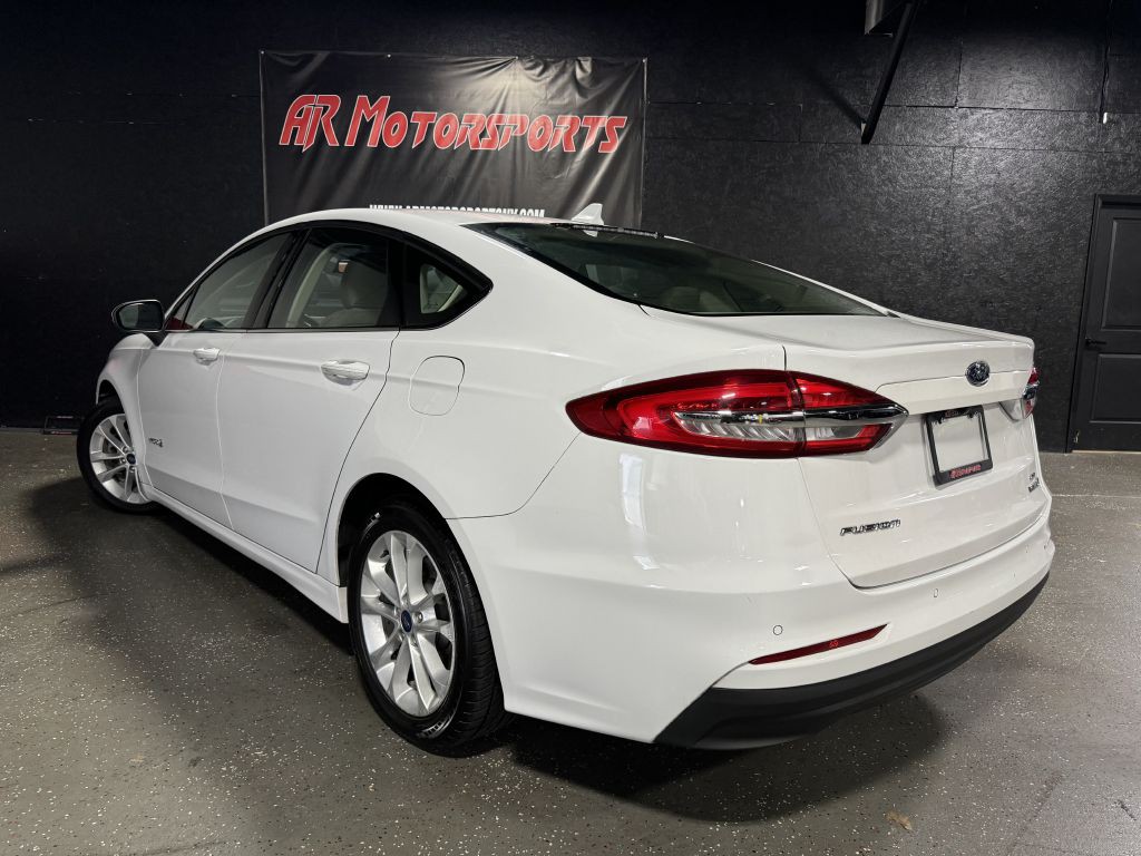 2019 Ford Fusion Image 3