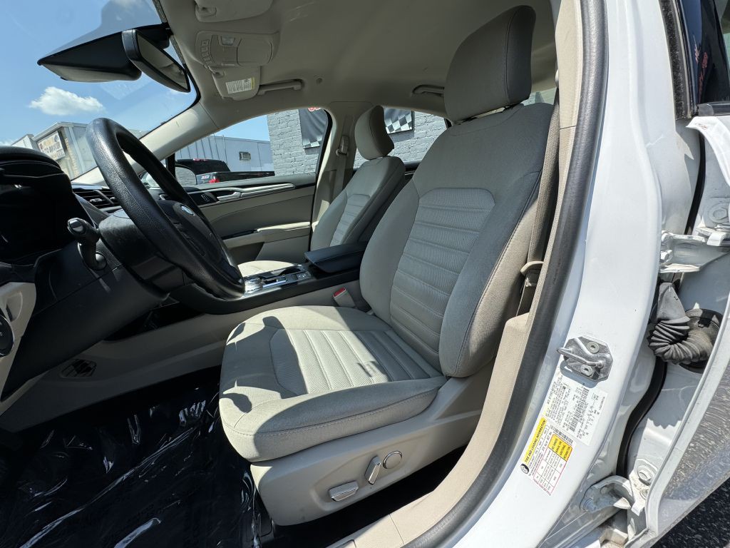 2019 Ford Fusion Image 13