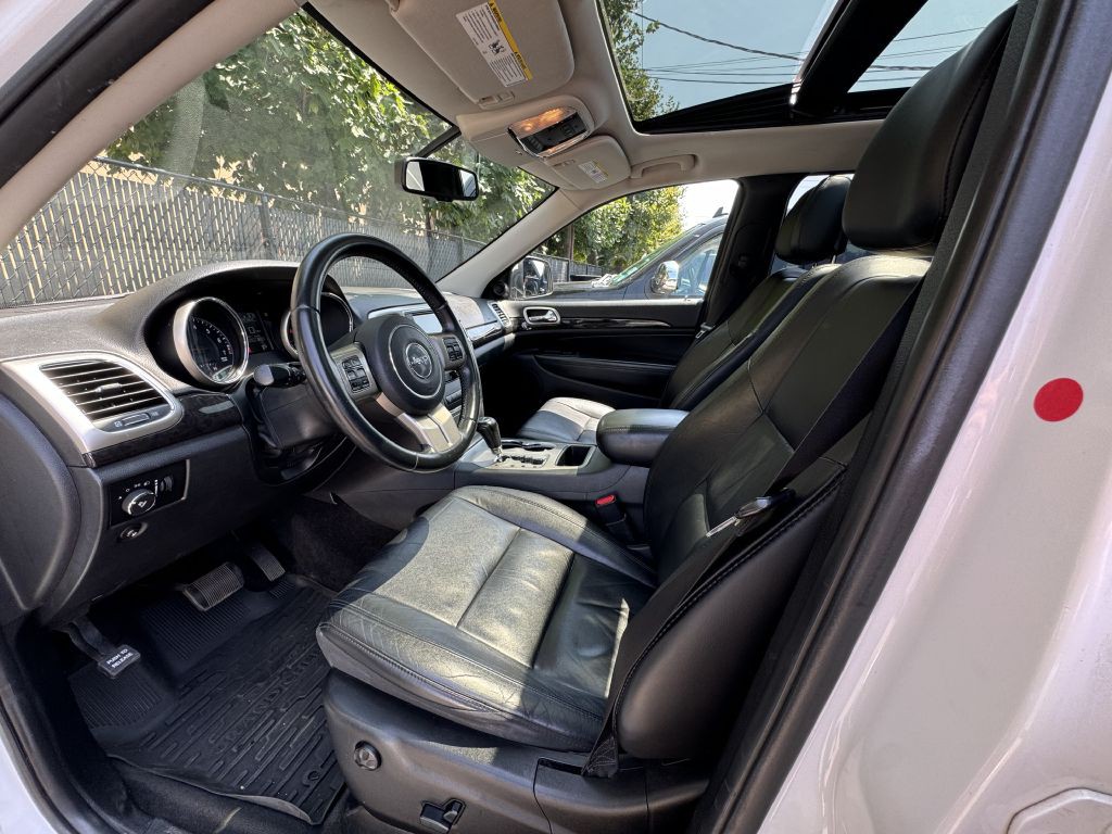 2013 Jeep Grand Cherokee Image 14