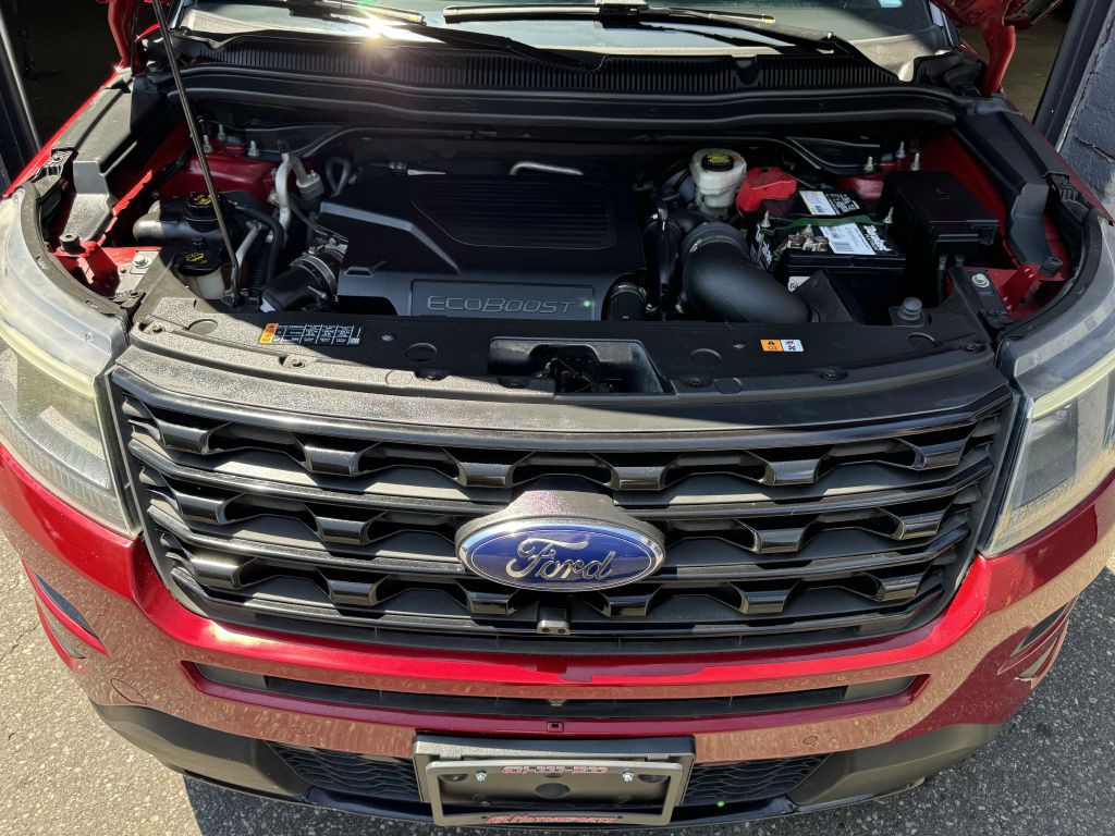 2016 Ford Explorer Image 8