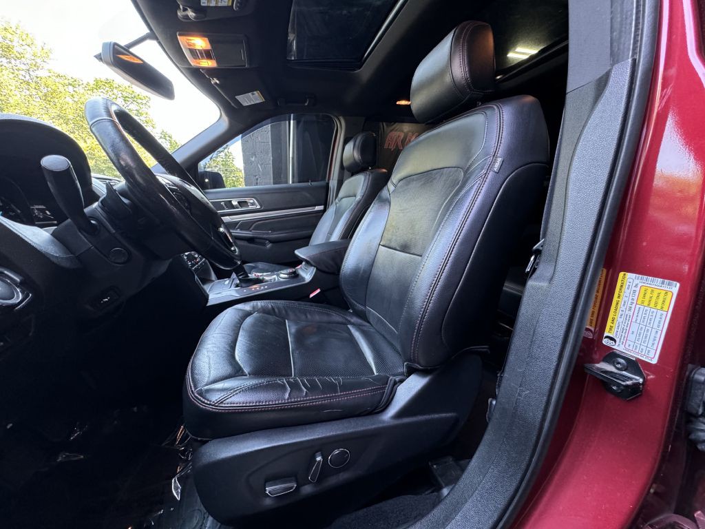 2016 Ford Explorer Image 12
