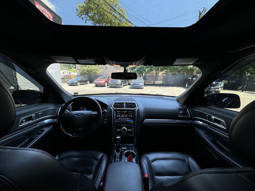 2016 Ford Explorer Image 15