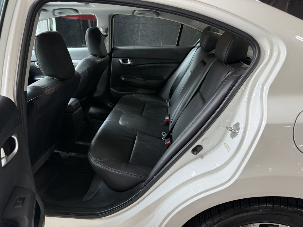 2013 Honda Civic Image 15