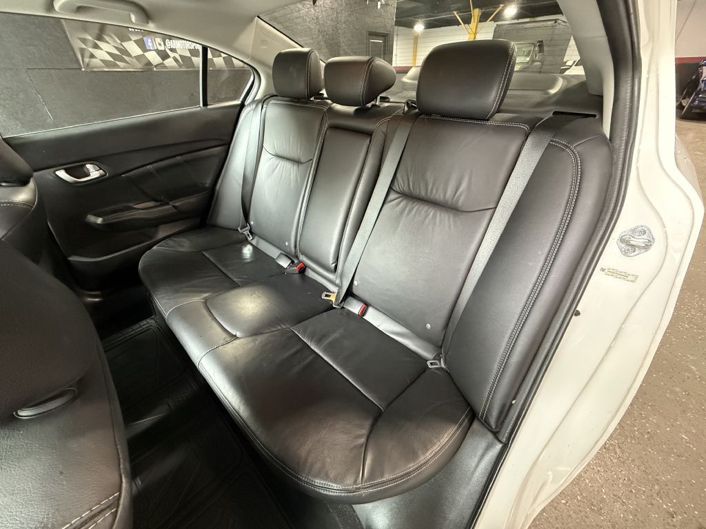 2013 Honda Civic Image 16