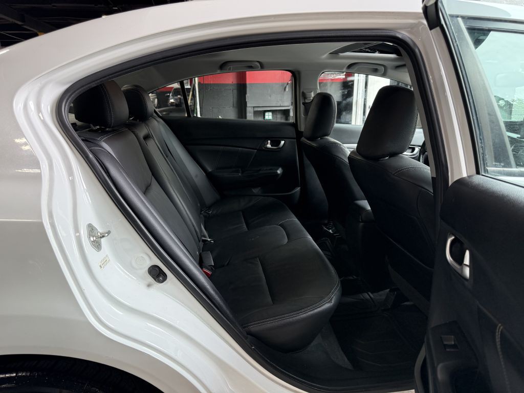 2013 Honda Civic Image 17