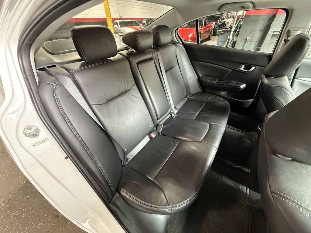 2013 Honda Civic Image 18