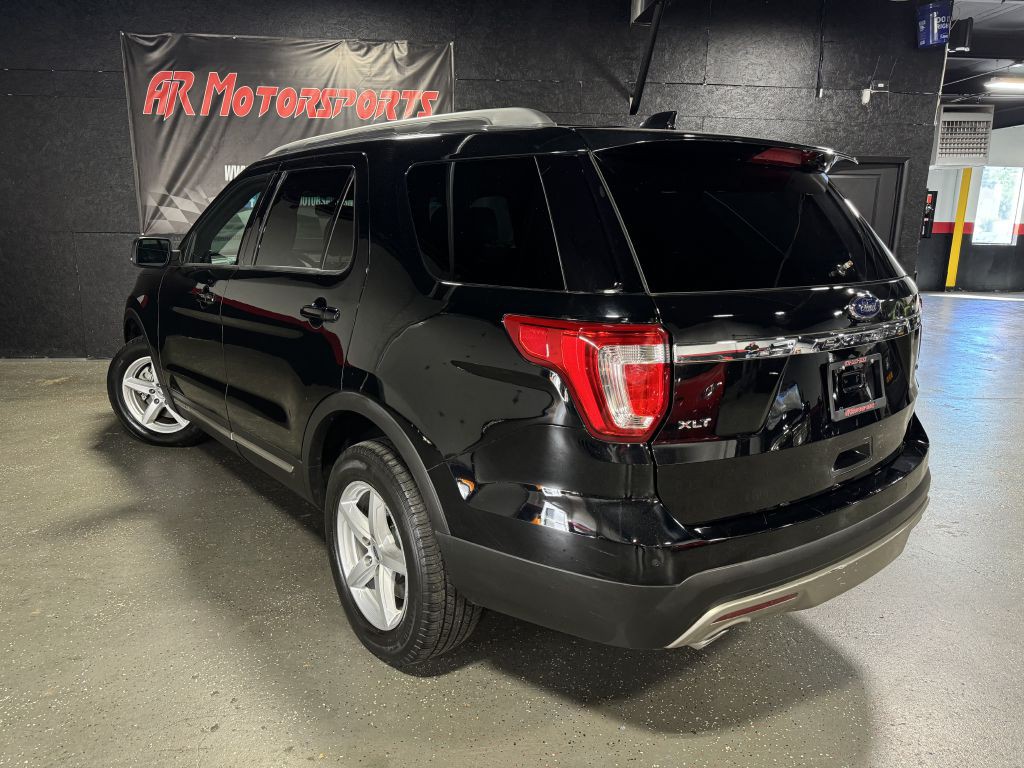 2016 Ford Explorer Image 3