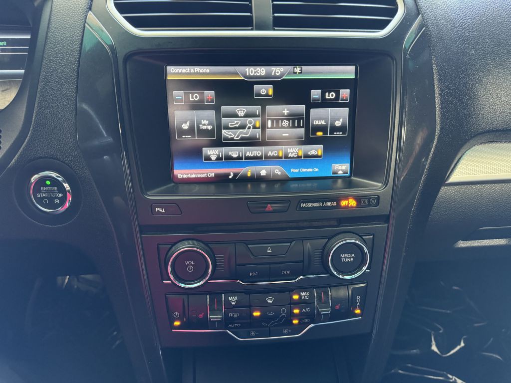 2016 Ford Explorer Image 11