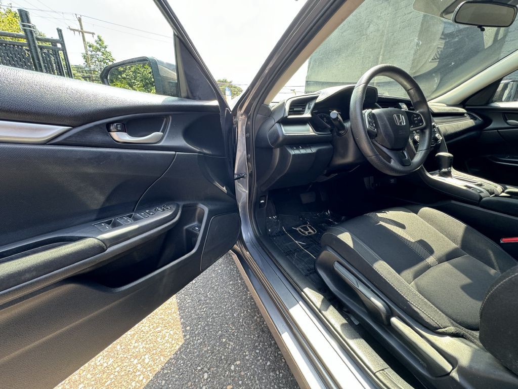 2019 Honda Civic Image 14