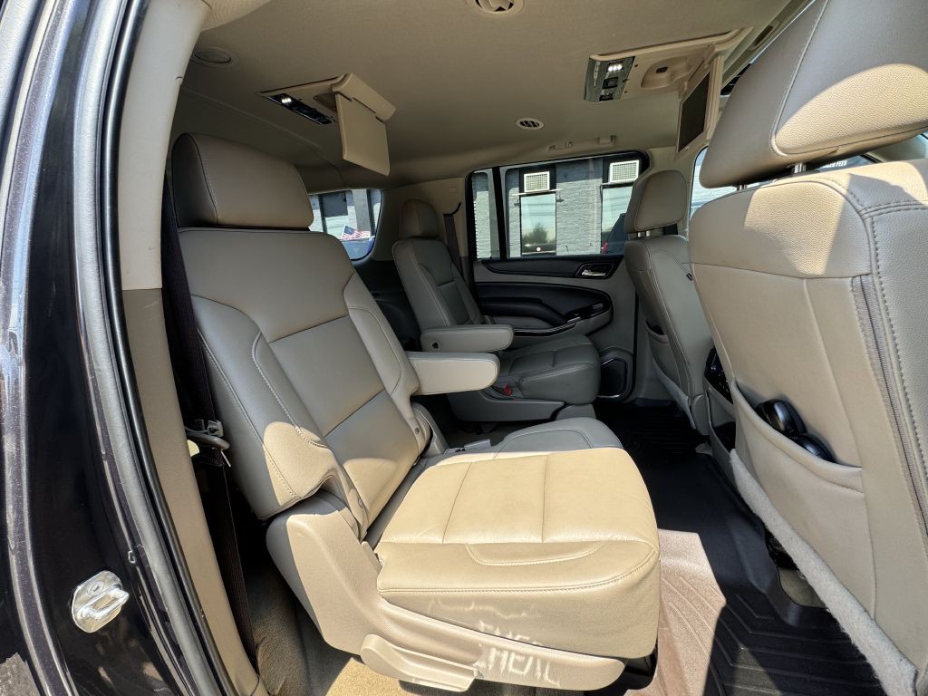 2018 Chevrolet Suburban Image 18