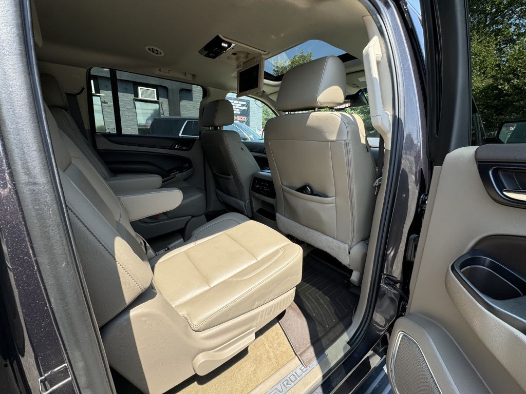 2018 Chevrolet Suburban Image 19