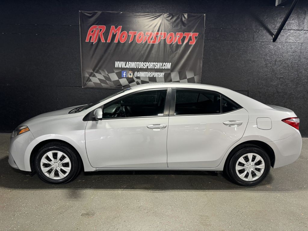 2016 Toyota Corolla Image 2