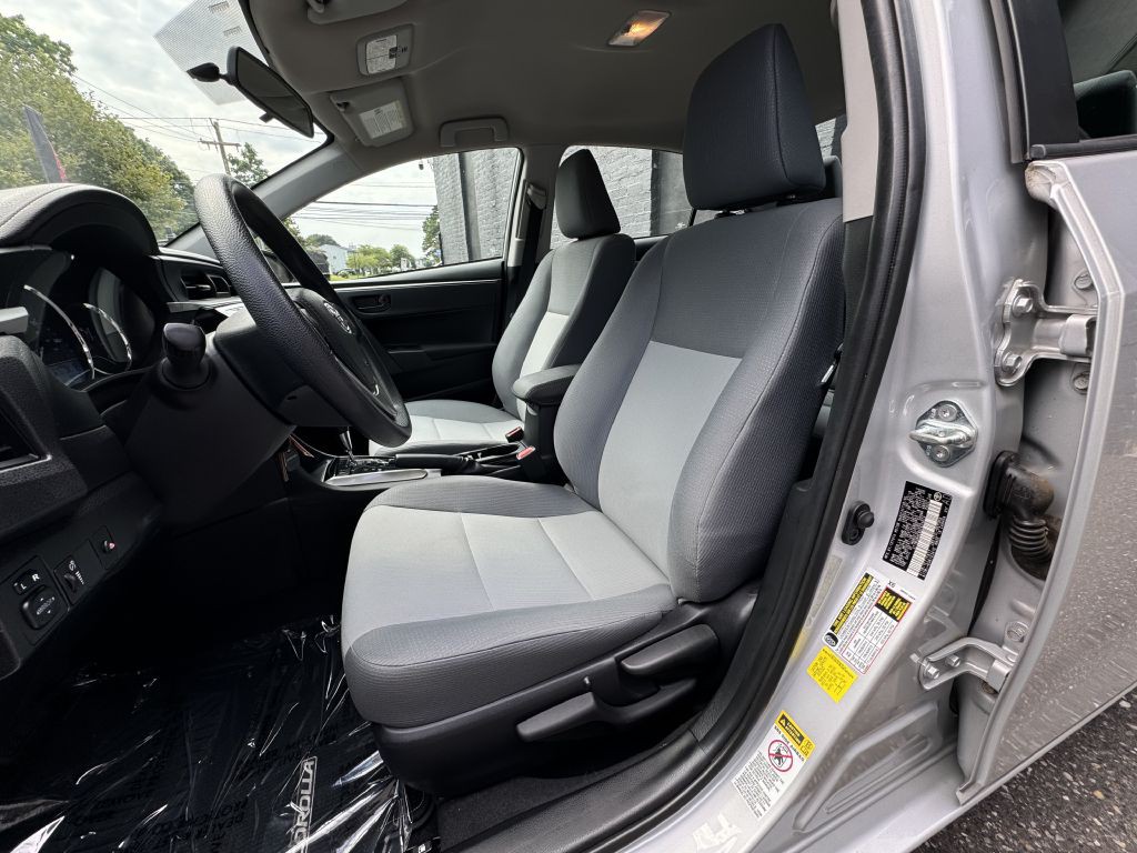 2016 Toyota Corolla Image 13