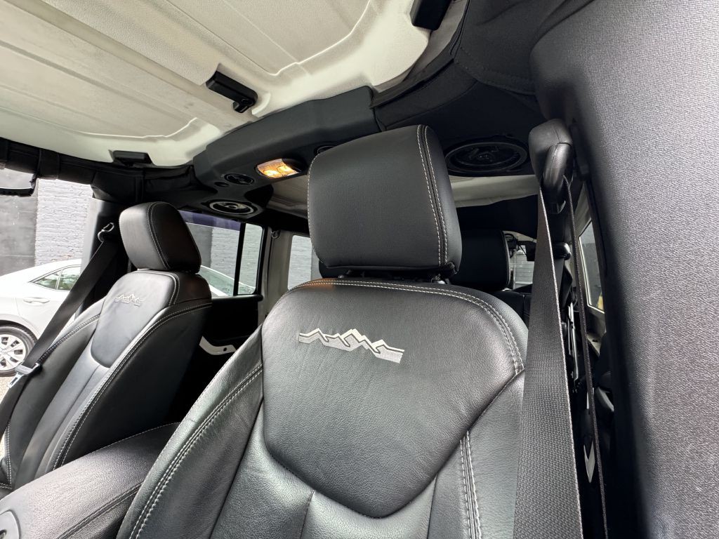 2014 Jeep Wrangler Unlimited Image 13