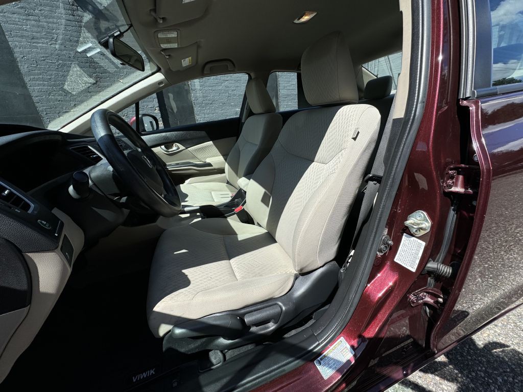 2015 Honda Civic Image 13