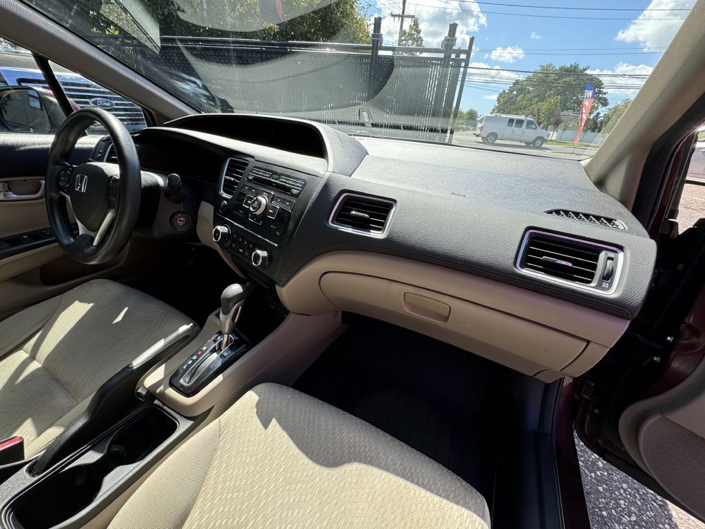 2015 Honda Civic Image 16