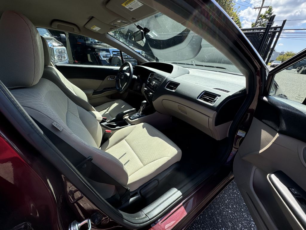 2015 Honda Civic Image 17