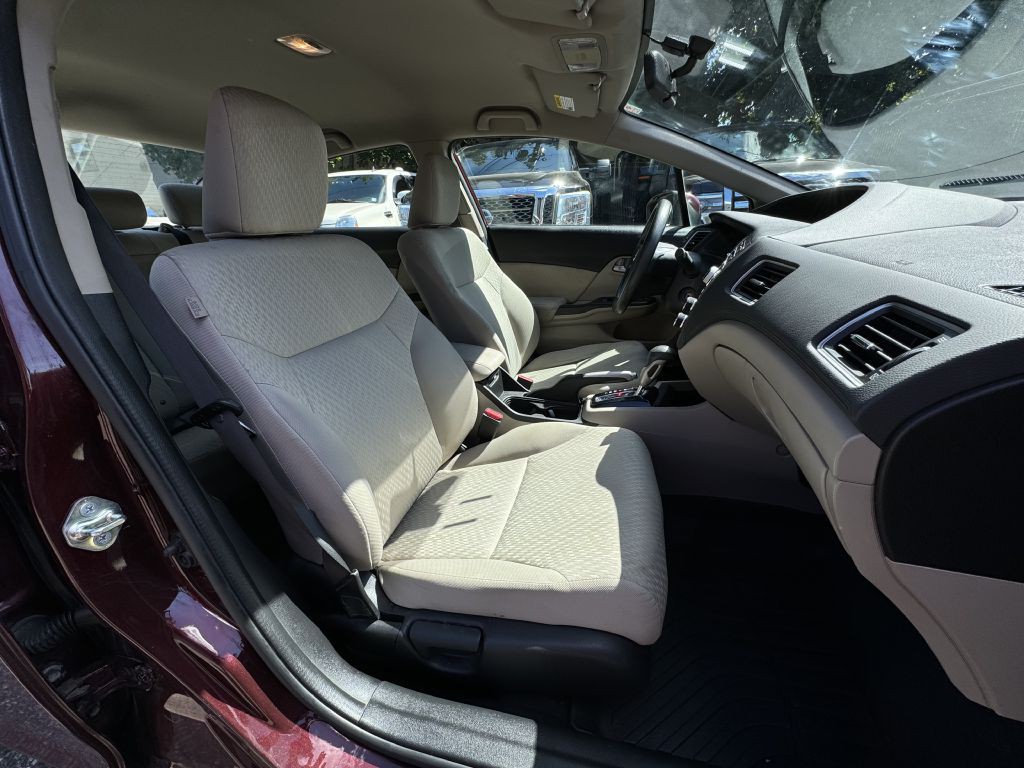 2015 Honda Civic Image 18