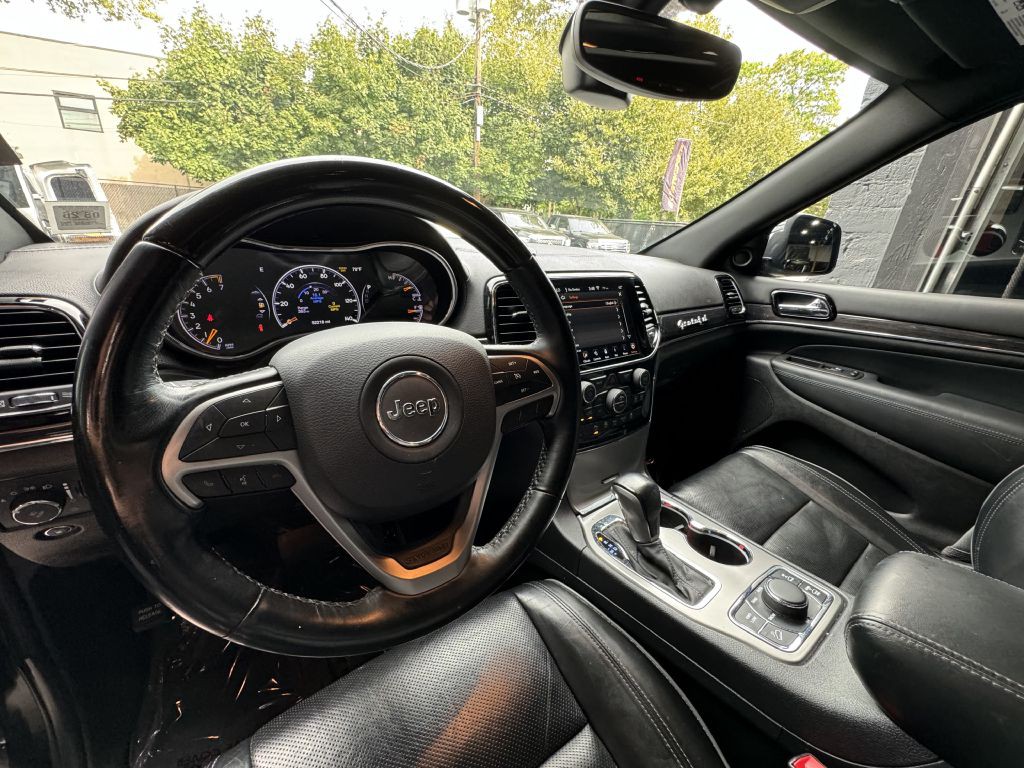 2020 Jeep Grand Cherokee Image 11