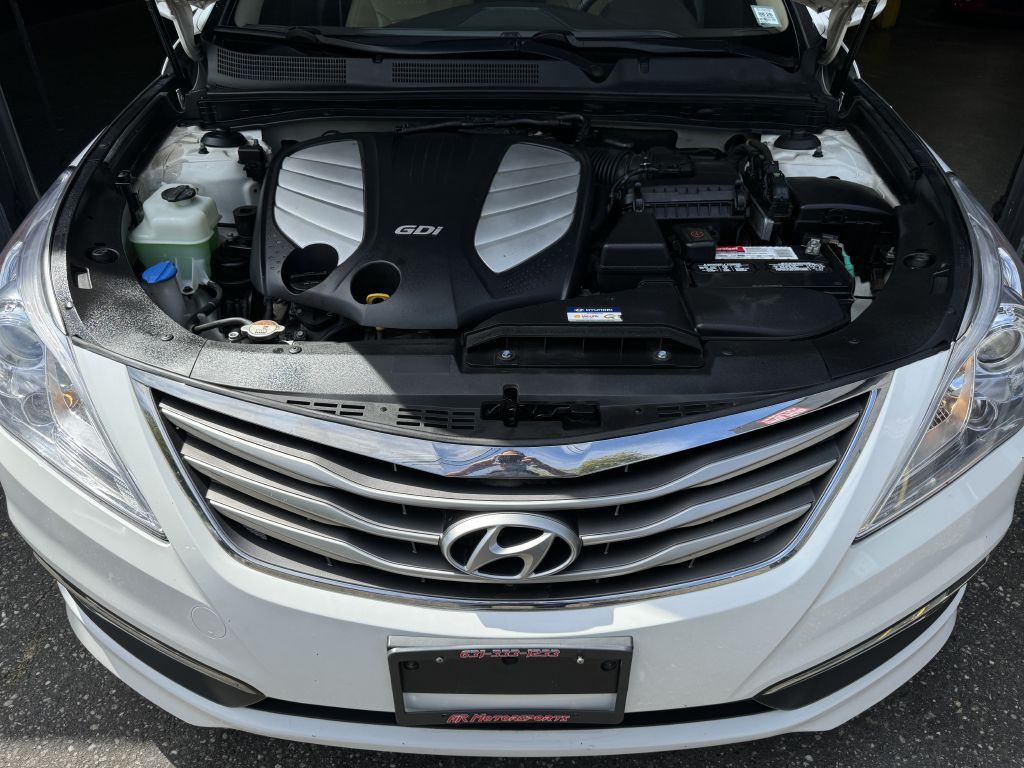 2015 Hyundai Azera Image 9